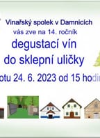Otevřená sklepní ulička v Damnicích