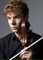 K2: Bruno Philippe – violoncello
