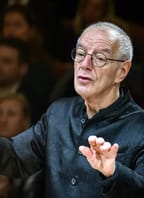Nicholas Kraemer | Český spolek pro komorní hudbu