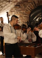 Zářijový večer s cimbálkou ve Valtickém Podzemí