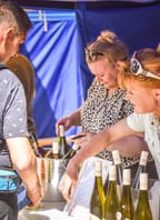 Léto u Bzeneckých vinařů