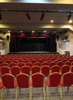 Historky z Tinderu: Silvestrovský speciál