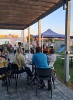 Páteční beseda u cimbálu