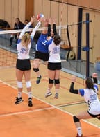 volejbalové zápasy TJ Bižuterie ženy A a ženy B