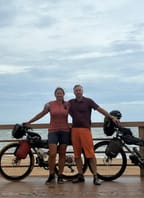 NA KOLE KOLEM ČÍNSKÉHO OSTROVA HAINAN V JIŽNÍ ČÍNĚ