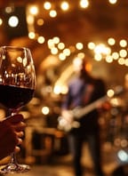 Wine & Tapas s živou hudbou ve Vinařství THAYA