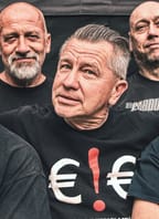 E!E v Bunkru. Předkapela MZH