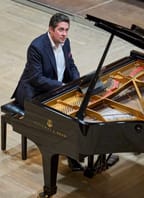 3. koncert – kompletní Mozartovy sonáty pro housle a klavír