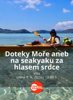 Doteky Moře aneb na seakyaku za hlasem srdce