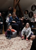 Sbírej – skládej – vyprávěj: vypravěčská hra pro rodiny i jednotlivce