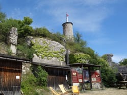 Zřícenina hradu Falkenstein