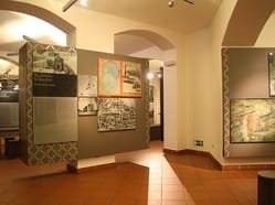 Výstava o historii rozhledny v jejím nitru