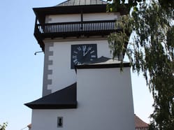 Kamenná věž Hláska