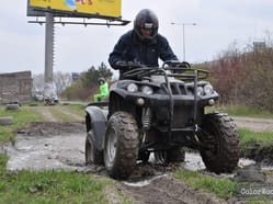 Velké čtyřkolky - zažijte adrenalinovou školu smyku