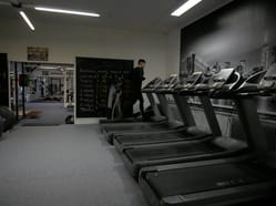 Fitness v Iron Gym – zacvičte si