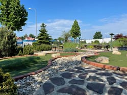 Celodenní hra adventure golfu v Liberci