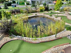 Celodenní hra adventure golfu v Liberci