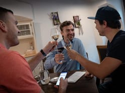 Venkovní hra - Tour de Wine ve městě Liberec: Po kapkách zločinu
