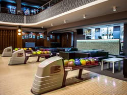 XBowling Praha Strašnice - 6 profesionálních drah s možností dětských mantinelů
