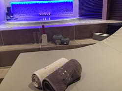 Wellness ve Squashpoint - privátní sauna a whirlpool