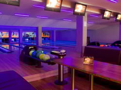 Bowling Olympland Trutnov - 8 profesionálních drah