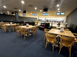 XBowling České Budějovice - 10 profesionálních drah s dětskými mantinely
