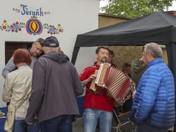 Tradiční putování za vínem po sklepech ve Fěruňku