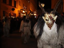 Znojemský advent na Masarykově náměstí – Perchtenlauf
