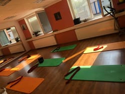 Skupinové lekce pilates ve studiu Pilates PRO
