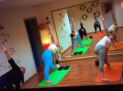Skupinové lekce pilates ve studiu Pilates PRO