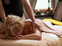 Regenerační a relaxační masáž v salonu Aromamasáže Olomouc - relaxace celého těla