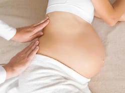 Těhotenská masáž u Vás doma - uvolnění a péče pro budoucí maminky