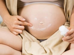 Těhotenská masáž u Vás doma - uvolnění a péče pro budoucí maminky