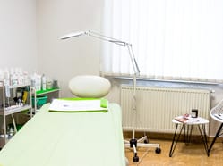 Barvení a úprava obočí vč. barvení řas - zvýrazněte své oči