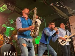 Víčko & Sukulent Sound & Edith