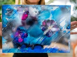 ArtInk v Hradci Králové (NáPLAVKA) - Abstraktní malování lihovou tuší s třpytivými pigmenty