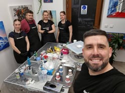 Workshop na bytové doplňky - hodiny na starém vinylu