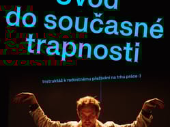 Úvod do současné trapnosti