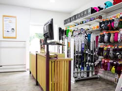 Půjčovna lyží a snowboardů Sport Švagrík