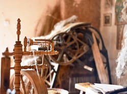 Tkalcovna s muzejní expozicí - poznejte tkalcovské řemeslo