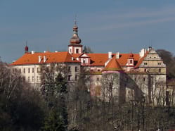 dětská manufaktura a sklepy