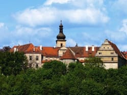 Zámek Bělá pod Bezdězem - zámecký okruh