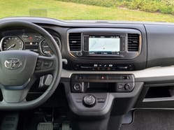 Minibusy Morava - půjčovna minibusů Toyota Proace