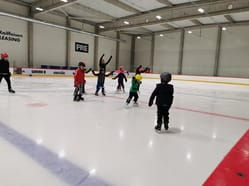 Family on Ice - bruslení pro rodiče s dětmi