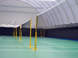 Badminton ve sportovním centru Hector - 5 kurtů v kryté hale