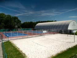 Beach volejbal - venkovní hřiště ve sportovním centru Hector