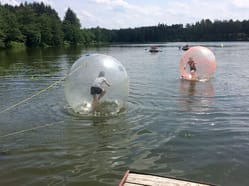 Aquazorbing v Slověnický mlýn Lišov - vykutálená zábava