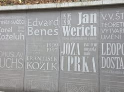 Stěna paměti v Lázních Luhačovice