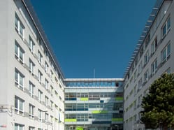 Budova 3. LF UK v Praze