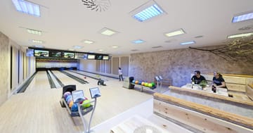 Bowling ve Stone bowling baru Benešov – Nová zábava pro všechny generace